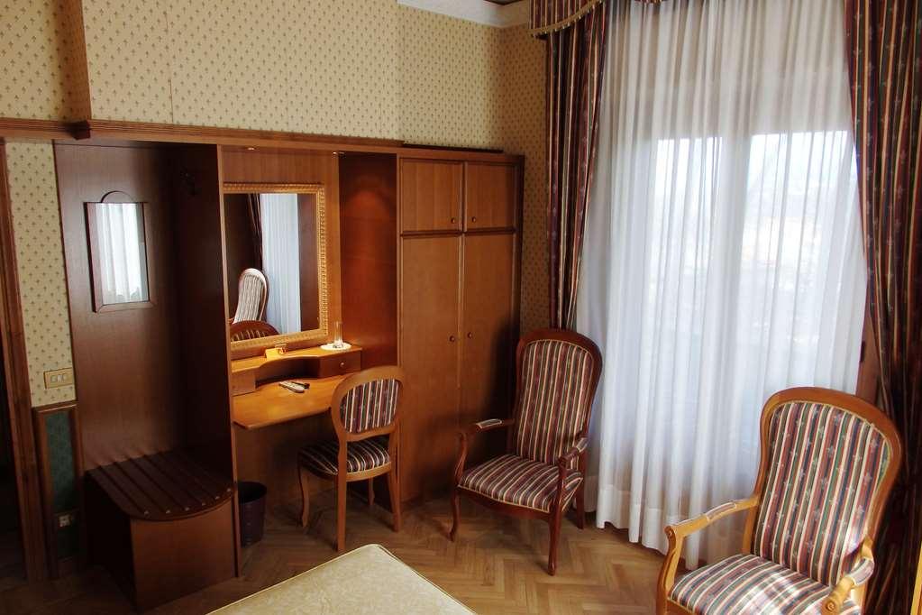 Villa Belvedere Флоренция Стая снимка